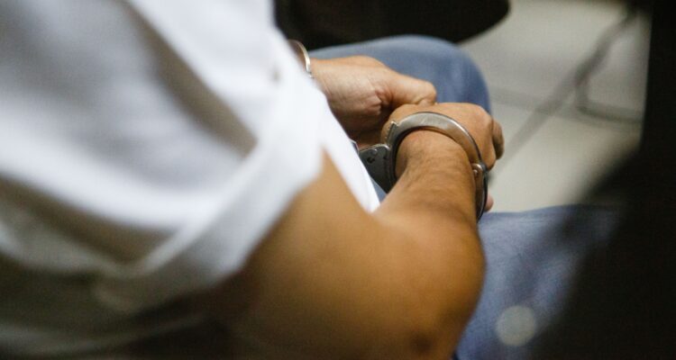 Prisión preventiva para acusado de abuso sexual en contra de su hijastra de 7 años en Iquique