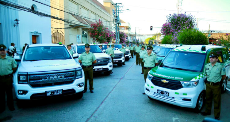Ministra Tohá refuerza la seguridad en región de O’Higgins con entrega de 88 vehículos a Carabineros