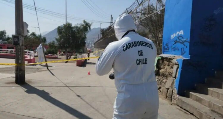 Decretan cadena perpetua para 2 imputados por homicidio de un hombre frente a escuela en Antofagasta