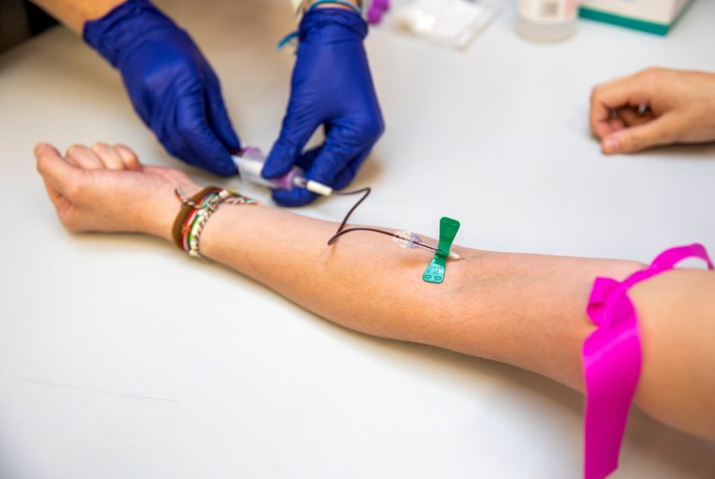 ¿Y si un análisis de sangre pudiera predecir el riesgo de sufrir enfermedades al envejecer? | Salud y bienestar