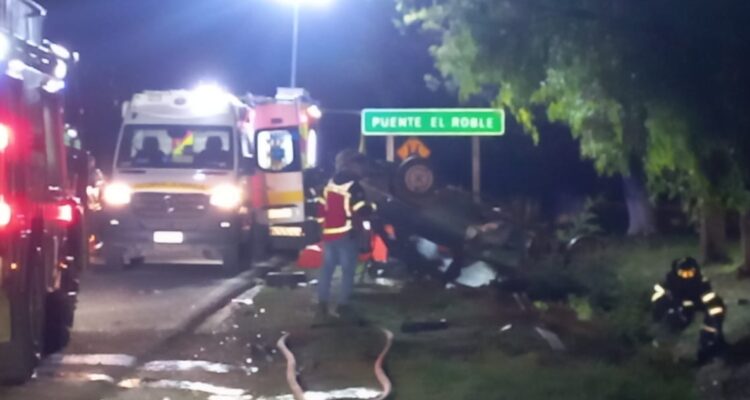 Conductor muere tras volcar su vehículo a la altura de puente El Roble en Quillón