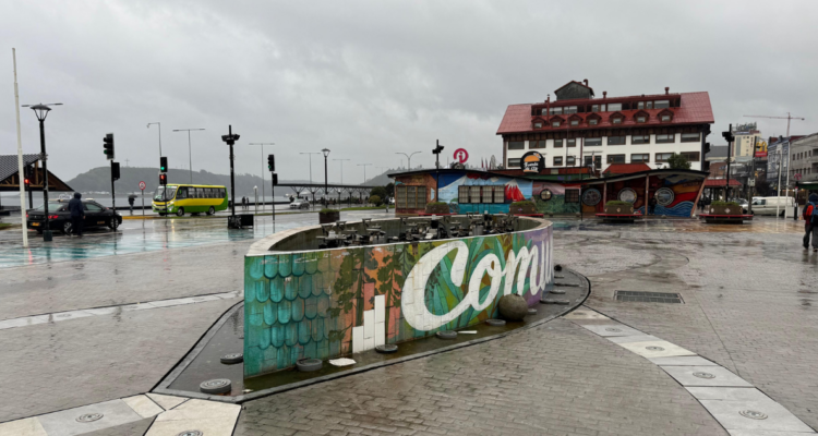 Municipio de Puerto Montt pondrá fin al contrato con empresa a cargo de pileta de aguas danzantes