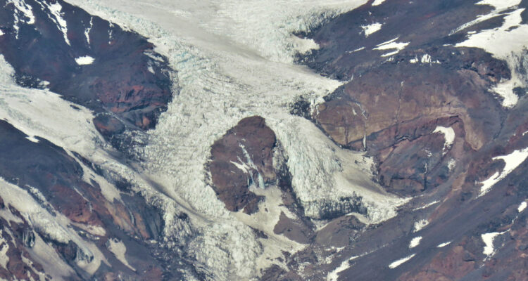 “Sería crítico”: revelan desconocido riesgo en caso de colapso de los glaciares del Cajón del Maipo
