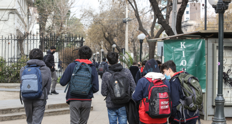 Ya comienzan las vacaciones de invierno 2025: qué día inician en cada región y dónde durarán más