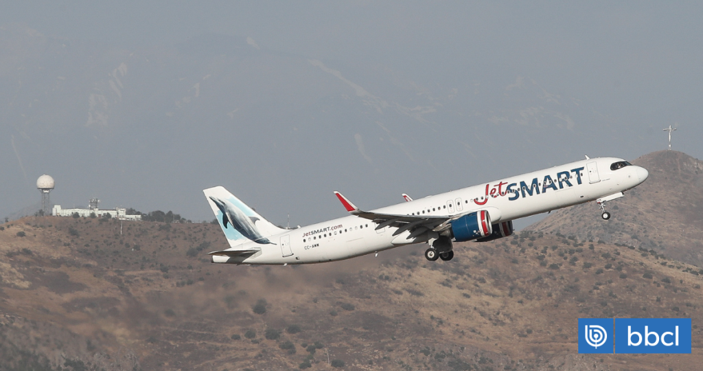 Condenan a Jetsmart por vender pasaje de un vuelo de Arica a Santiago que nunca existió
