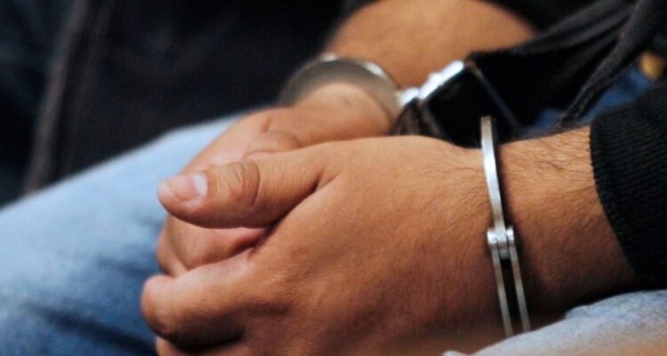 Condenan a 6 años de cárcel a hombre que abusó sexualmente de sus dos hijas menores en Punta Arenas