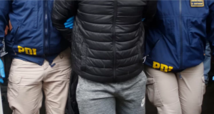 Detienen a cuatro personas por difusión y almacenamiento de pornografía infantil