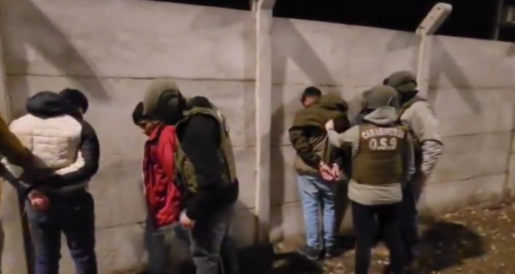 Planeaban salir del país y siempre se habrían mantenido juntos: los detalles de la recaptura de reos