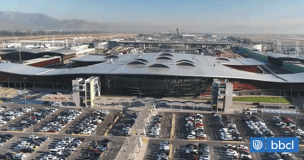 El insólito cargamento con 30 piernas humanas que cumple un año retenido en el Aeropuerto de Santiago