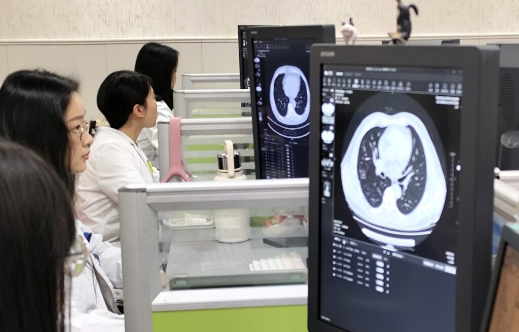 Un modelo de IA permite predecir las enfermedades que tendrás en 20 años