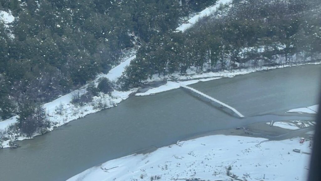 Zonas aisladas, remociones e inundaciones por sistema frontal en Aysén: dos provincias en alerta roja