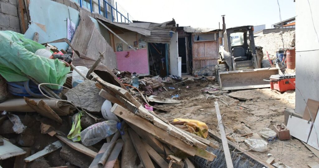 Tras desalojo: recuperan terreno fiscal tomado por extranjeros a un costado de tribunales de Arica