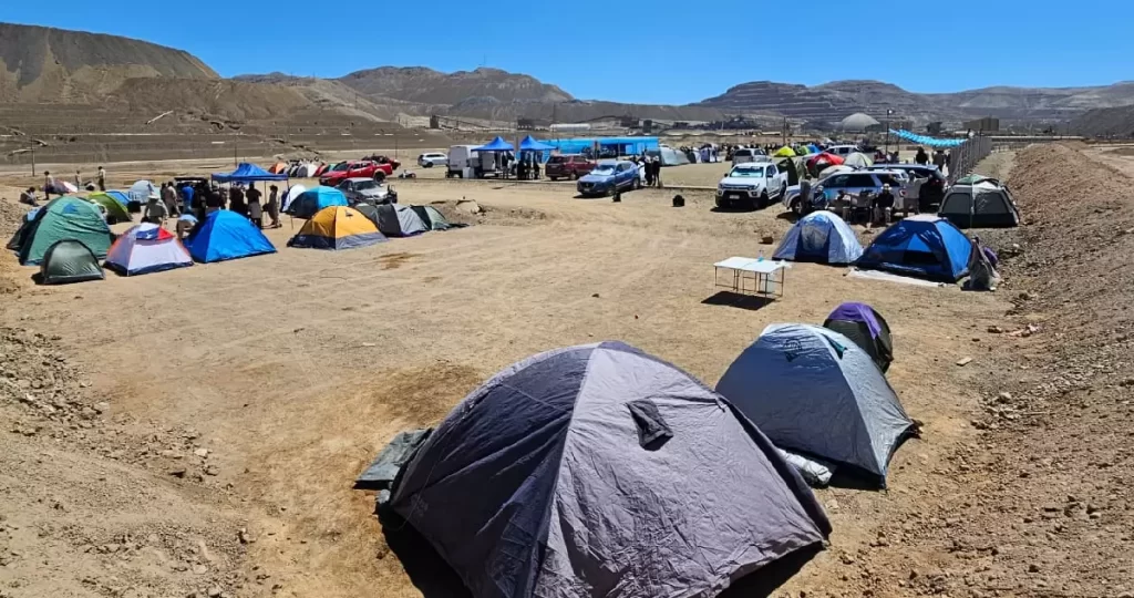 Sindicato de mina Mantoverde advierte que huelga podría seguir "por un largo período"