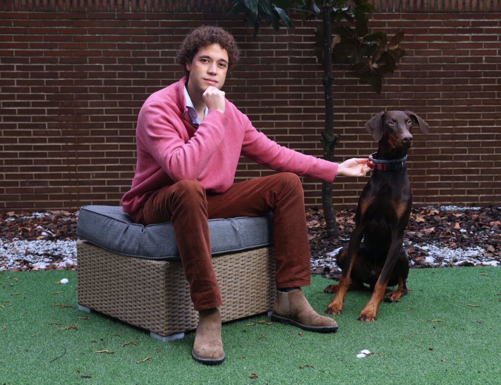 Adrián Chico, psicólogo y sexólogo: “El porno genera expectativas inalcanzables”