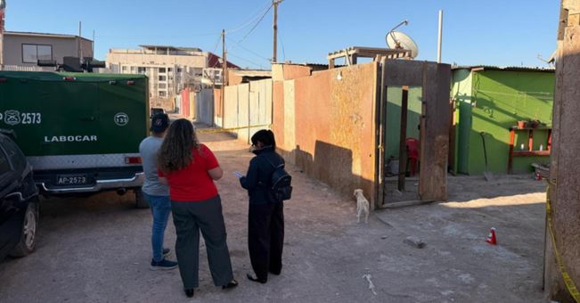 Prisión preventiva para hombre que apuñaló 14  veces a su expareja en Alto Hospicio