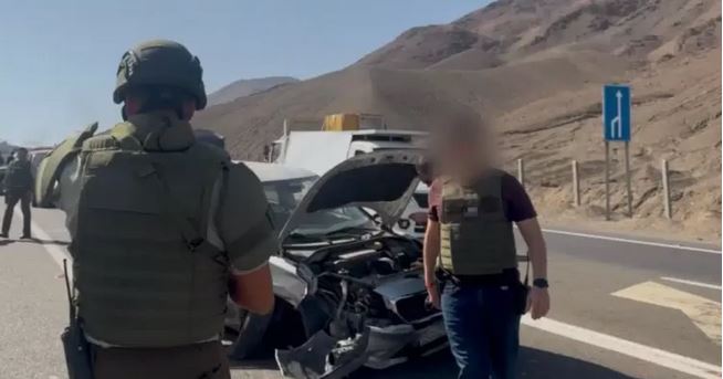 Fuerte choque en la entrada de Antofagasta termina con dos detenidos: uno era buscado por homicidio