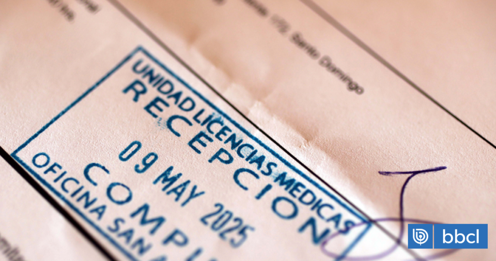 Hualpén: retienen sueldo a juez de Policía Local por licencia médica usada para viajar al extranjero