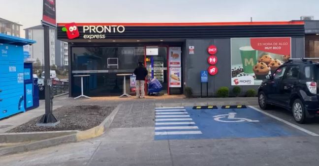 Dinero en efectivo y especies: delincuentes protagonizan robos en dos servicentros de Valparaíso