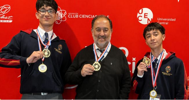 Estudiantes de Linares ganan Medalla de Oro científica y buscan ayuda para representar a Chile en EEUU