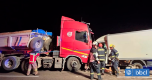 Al menos tres muertos y una persona grave tras fatal colisión frontal en Arica