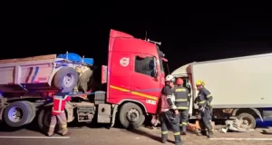 Al menos tres muertos y una persona grave tras fatal colisión frontal en Arica