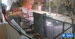 "Pásale balazo": delincuentes encañonan a familia con niñas para cometer turbazo en Puente Alto