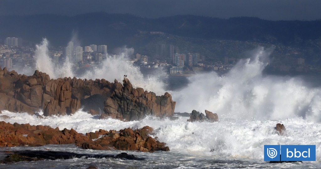Anuncian marejadas desde el Golfo de Penas hasta Los Vilos y en el Archipiélago de Juan Fernández