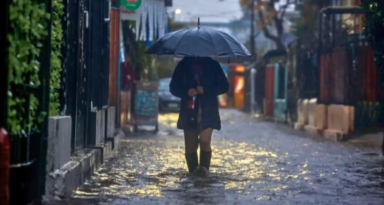 Nuevo sistema frontal trae lluvias y viento al centro y sur del país: revisa AQUÍ el pronóstico
