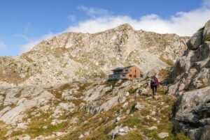 La fiebre de los refugios: ¿por qué miles de personas buscan resguardarse unos días en el Pirineo? | Salud y bienestar