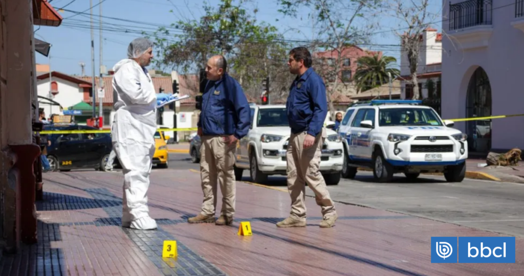 Balacera en centro de La Serena deja un venezolano muerto y dos heridos graves