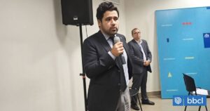 Racha de salidas suma un nuevo capítulo: renuncia seremi de Vivienda de Tarapacá, el número 35