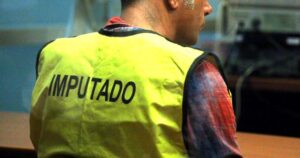 20 años de cárcel para hombre que violó durante siete años a niña: era hija de su pareja