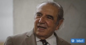 "Son lumpen": Seremi de Culturas compara a quienes lo pifearon en el FICValdivia con barras bravas